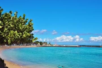 La plage des Roches Noires à Saint-Gilles