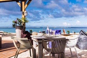 Restaurant L'Uni Vert face au lagon à la Réunion