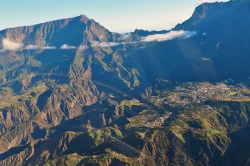 Vue sur le cirque de Cilaos à la Réunion