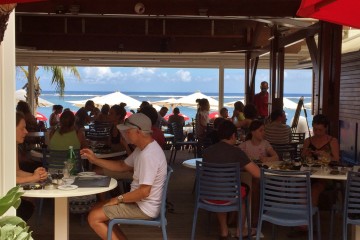 La terrasse du restaurant Planch'Alizé à la Réunion