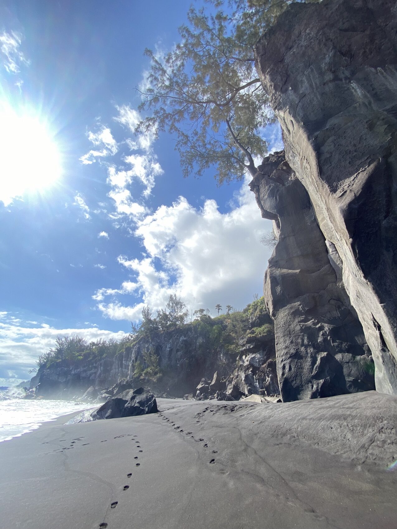 la plage de Ti sable à Saint Joseph sur l'île de la Réunion